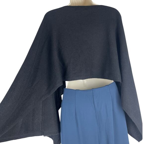 Henri Bendel 100% Cashmere Boatneck T Cape Sweater Black One Size - Picture 7 of 8